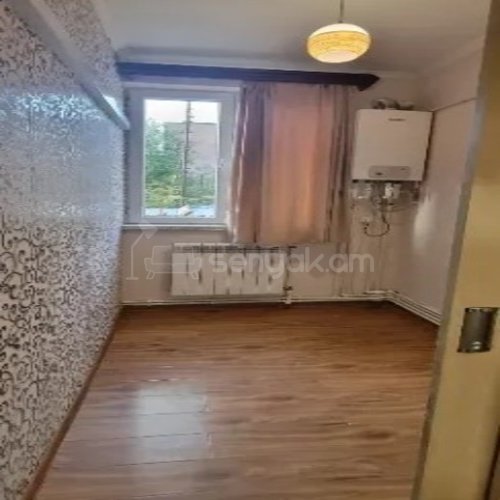 2 Սենյականոց Բնակարան Քարե Շենքում, 45քմ, 1/5 հարկ, Կոսմետիկ Վերանորոգված, Կահավորված, Արևկող