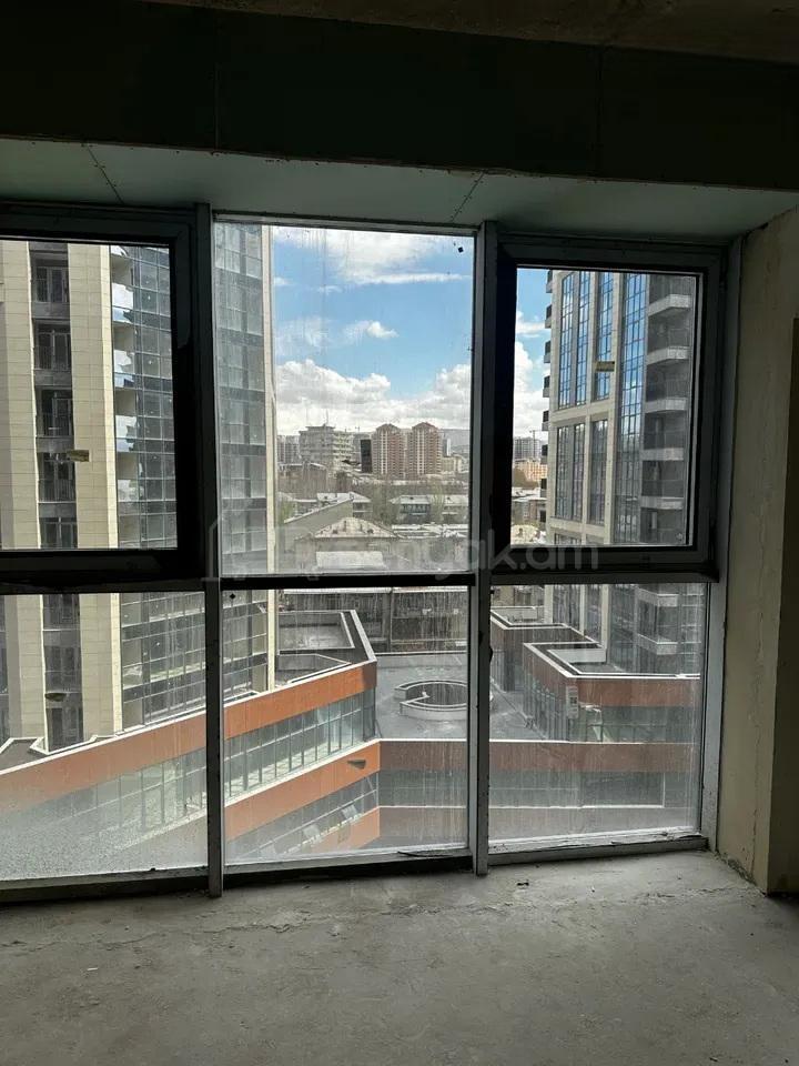 3 Սենյականոց Բնակարան Նորակառույցում, 103քմ, 8/18 հարկ, Զրոյական Վիճակում