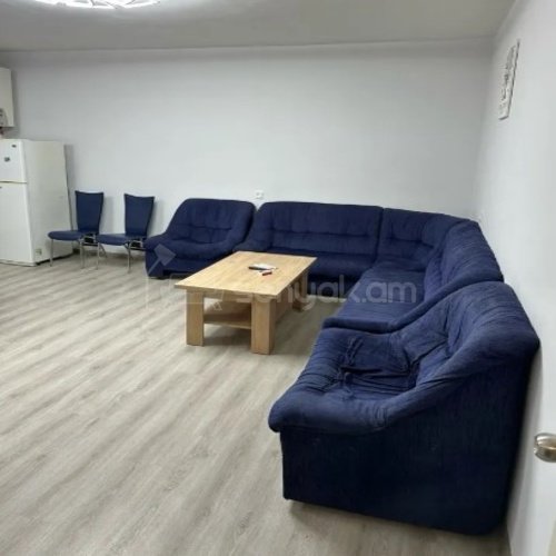 2 Սենյականոց Բնակարան Քարե Շենքում, 50քմ, 1/5 հարկ, Կոսմետիկ Վերանորոգված, Կահավորված, Արևկող