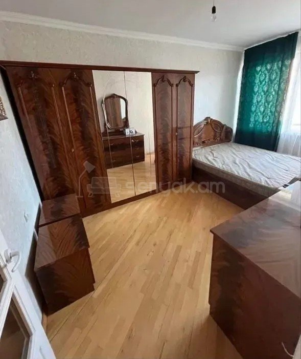 3 Սենյականոց Բնակարան Քարե Շենքում, 70քմ, 3/5 հարկ, Կոսմետիկ Վերանորոգված, Կահավորված