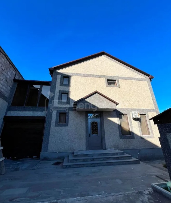 5 Սենյականոց Սեփական Տուն, 330քմ, Դիզայներական Վերանորոգված, Կահավորված, Ավտոտնակով