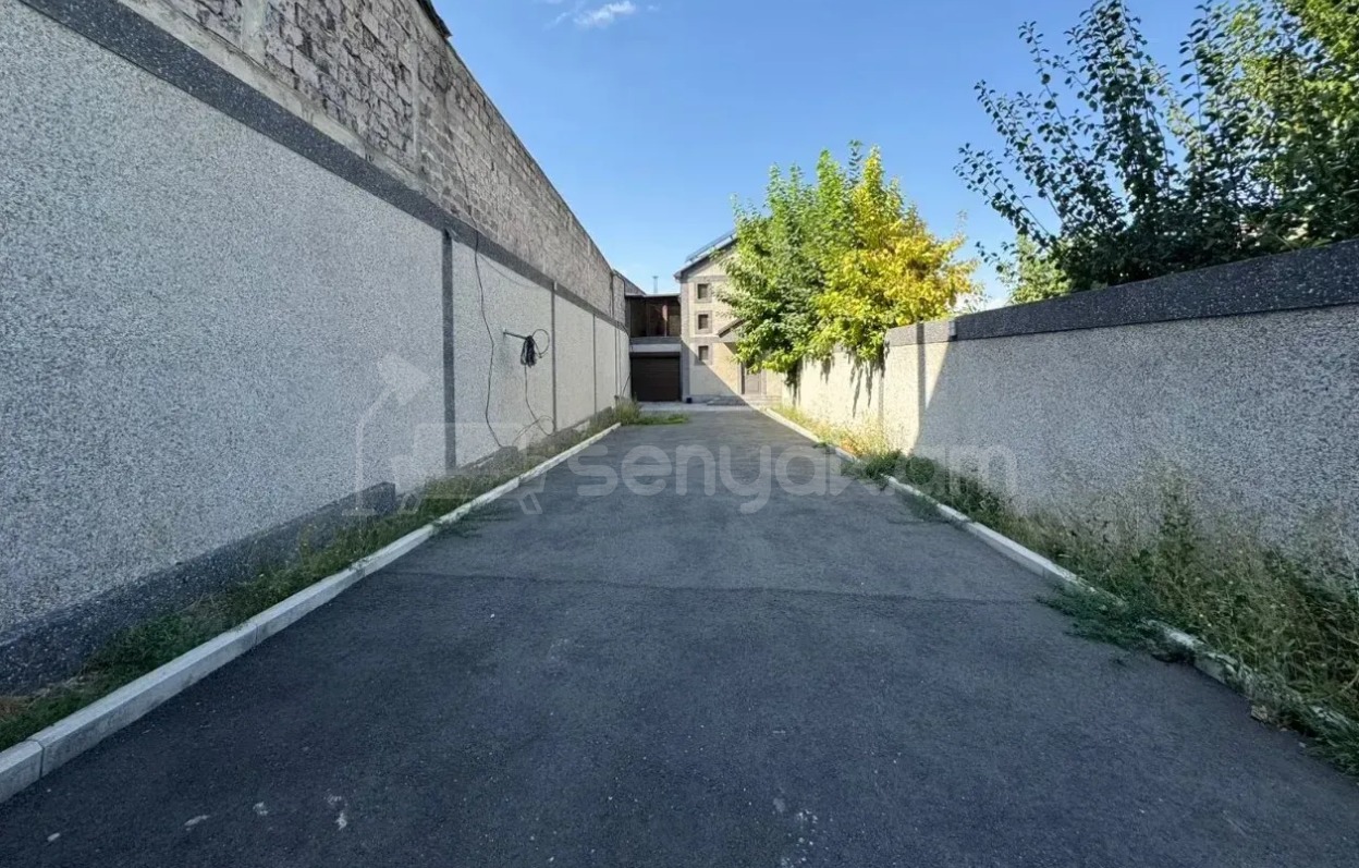5 Սենյականոց Սեփական Տուն, 330քմ, Դիզայներական Վերանորոգված, Կահավորված, Ավտոտնակով