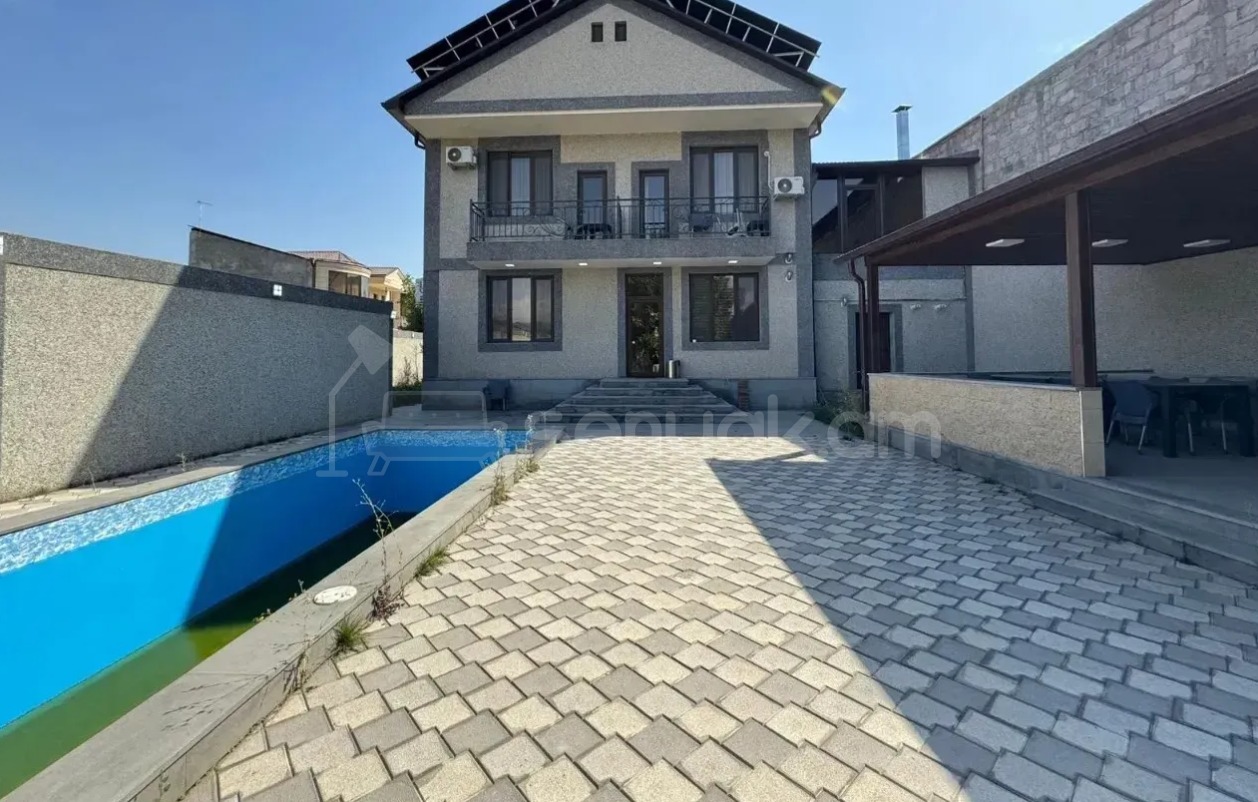 5 Սենյականոց Սեփական Տուն, 330քմ, Դիզայներական Վերանորոգված, Կահավորված, Ավտոտնակով