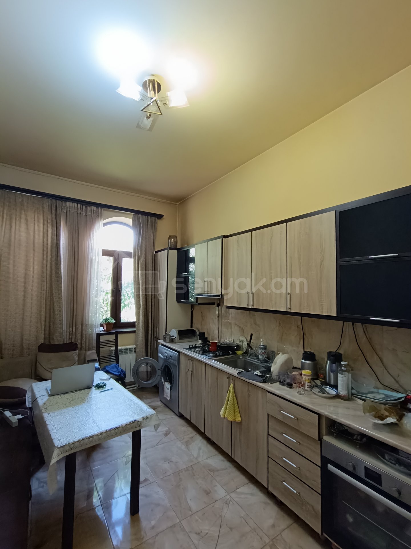 8 Սենյականոց Շքեղ Առանձնատուն, 455քմ