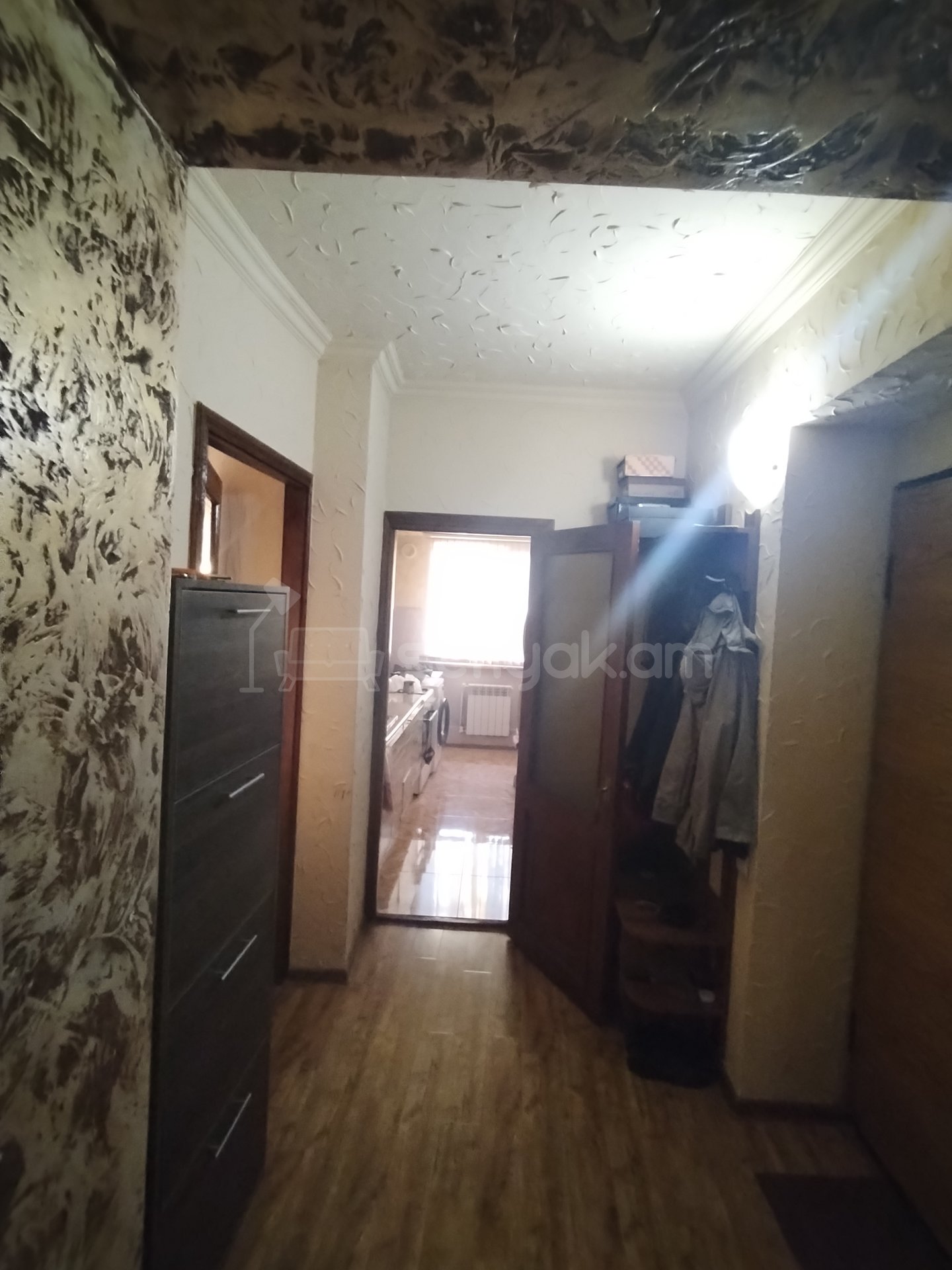 2 Սենյականոց Բնակարան Քարե Շենքում, 64քմ, 1/14 հարկ, Կապիտալ Վերանորոգված