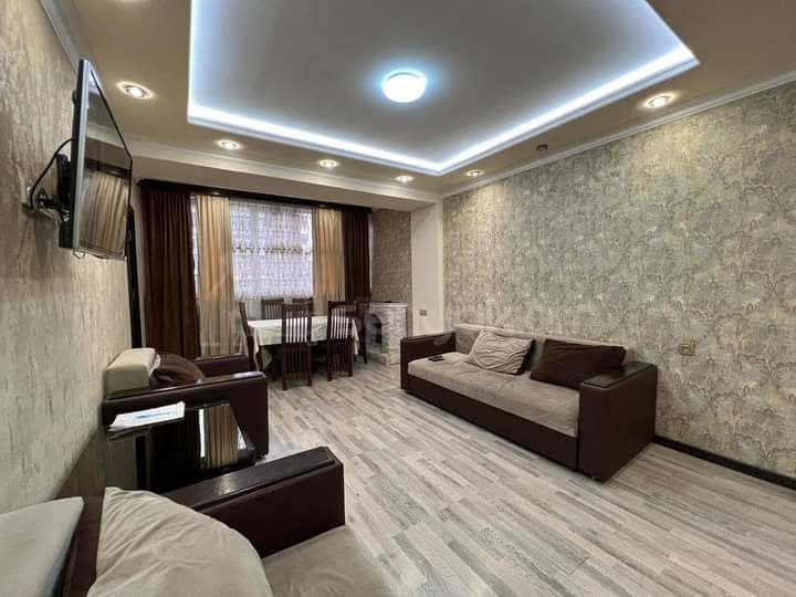 3 Սենյականոց Բնակարան, 70քմ, 8/11 հարկ, Դիզայներական Վերանորոգված, Կահավորված