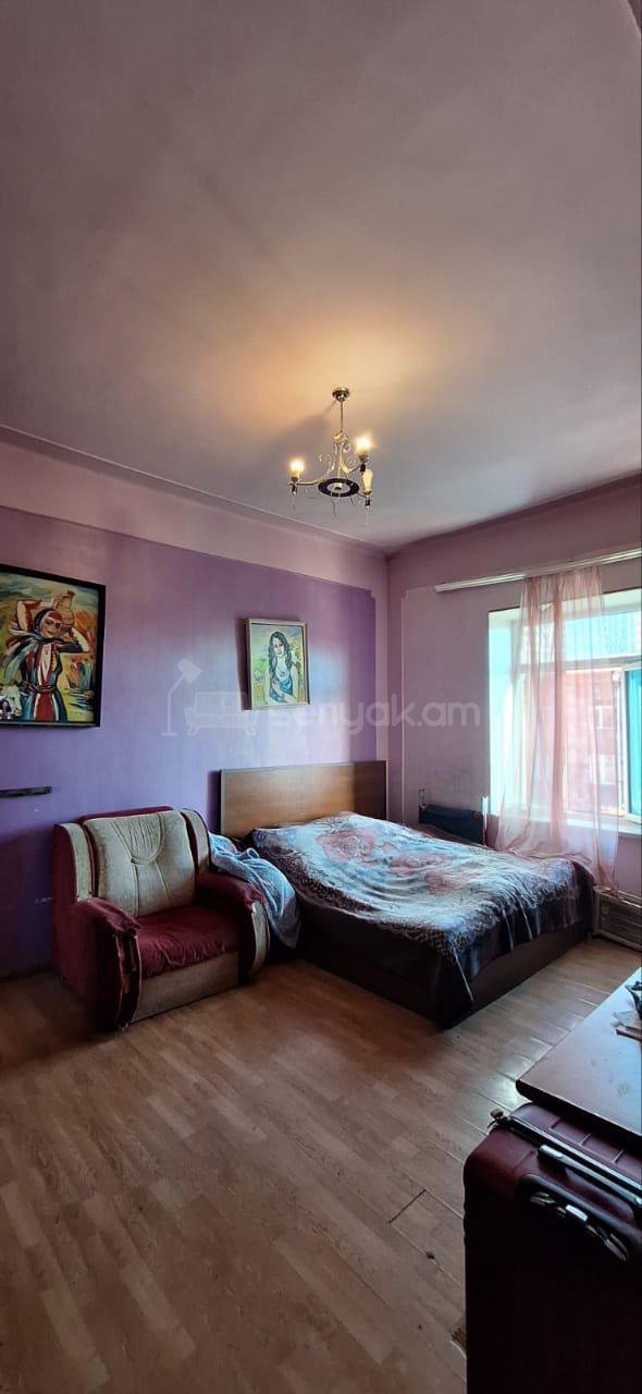 2 Սենյականոց Բնակարան Քարե Շենքում, 60քմ, 4/4 հարկ, Պետական Վիճակում