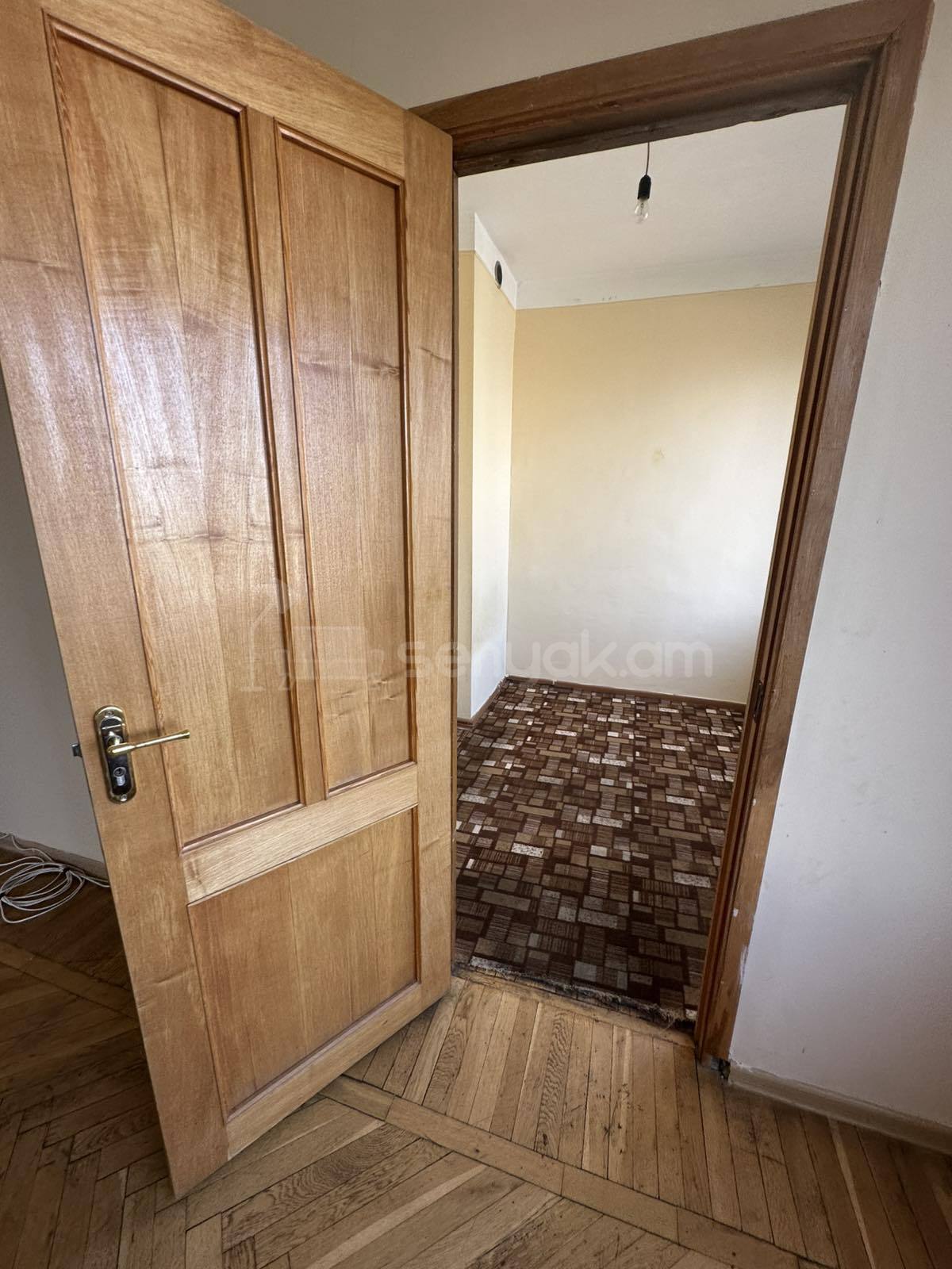 2 Սենյականոց Բնակարան Քարե Շենքում, 56քմ, 3/5 հարկ, Կոսմետիկ Վերանորոգված, Արևկող