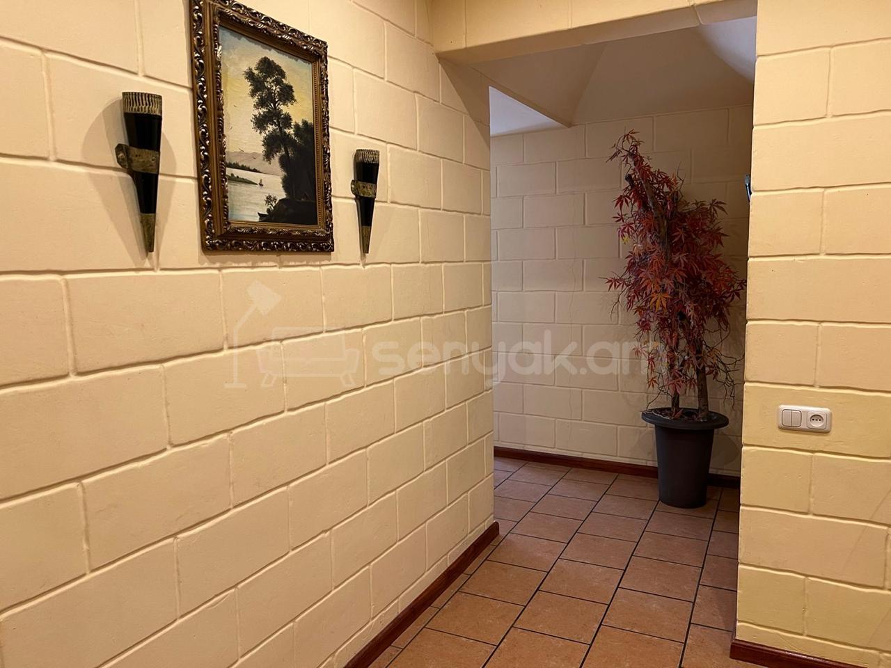 3 Սենյականոց Բնակարան, 75քմ, 1/4 հարկ, Կապիտալ Վերանորոգված