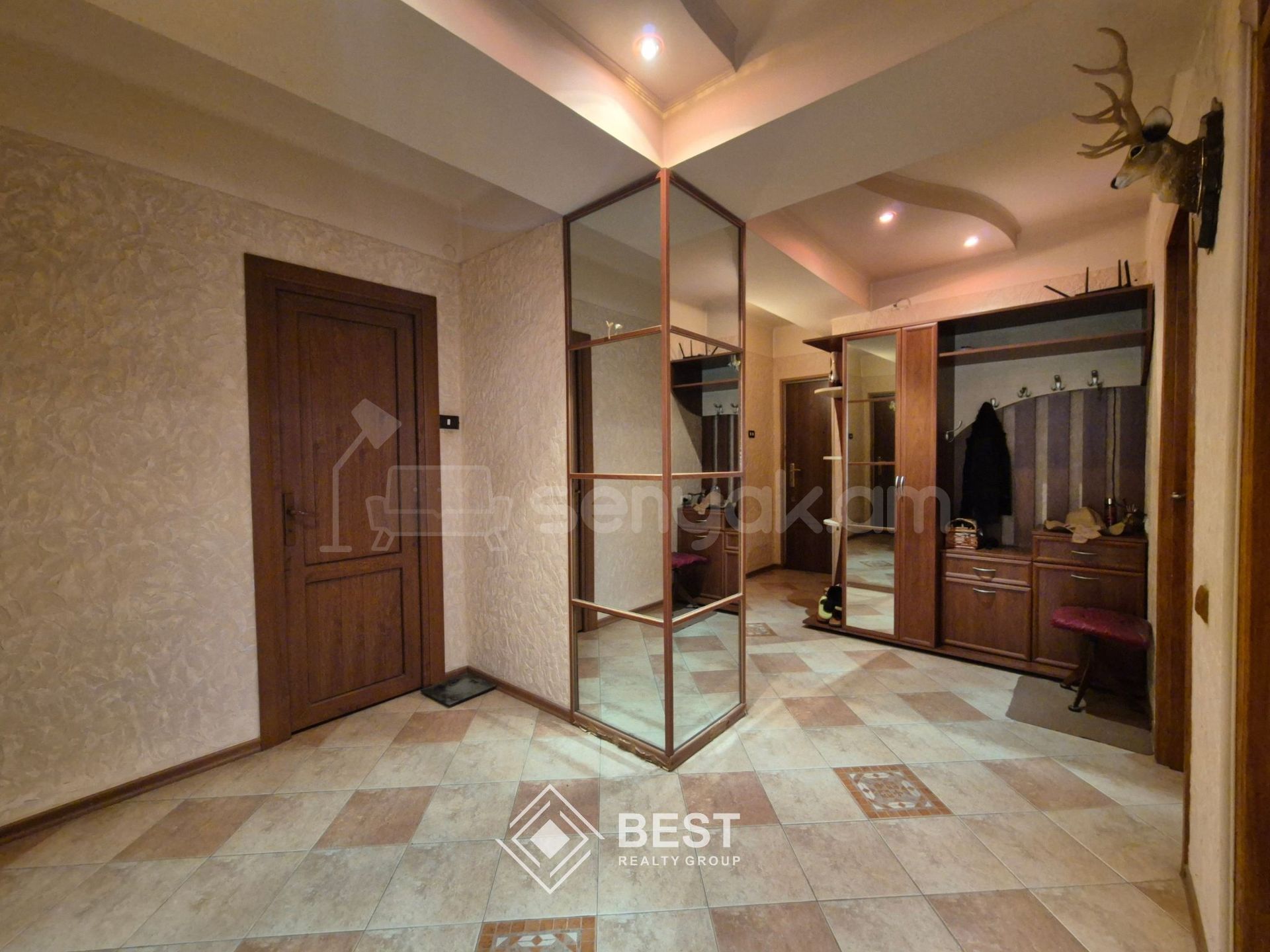 3 Սենյականոց Բնակարան, 80քմ, 6/14 հարկ, Կոսմետիկ Վերանորոգված