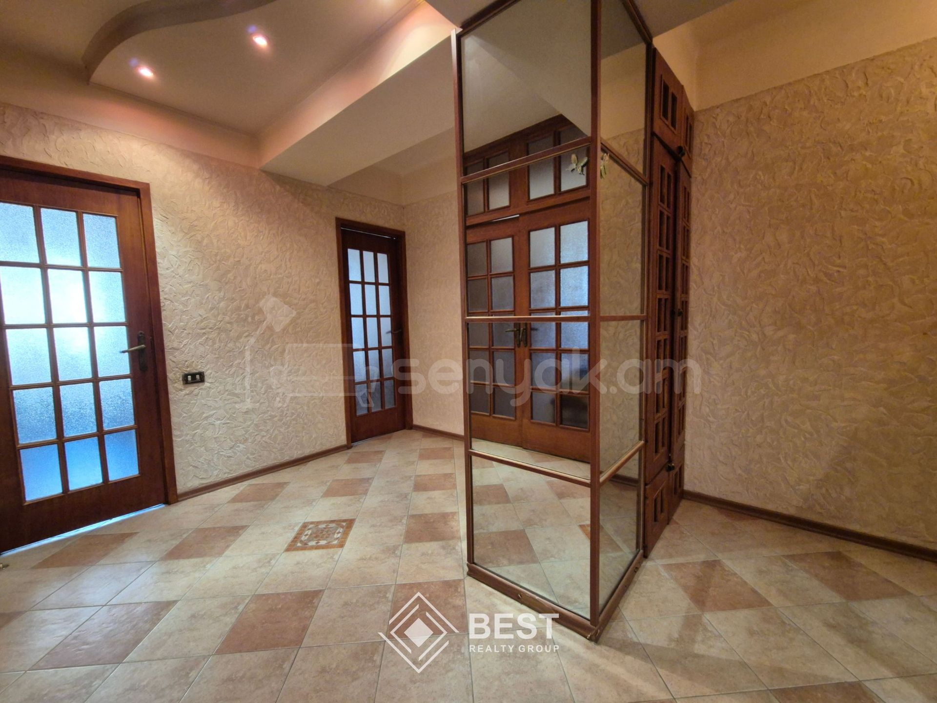 3 Սենյականոց Բնակարան, 80քմ, 6/14 հարկ, Կոսմետիկ Վերանորոգված