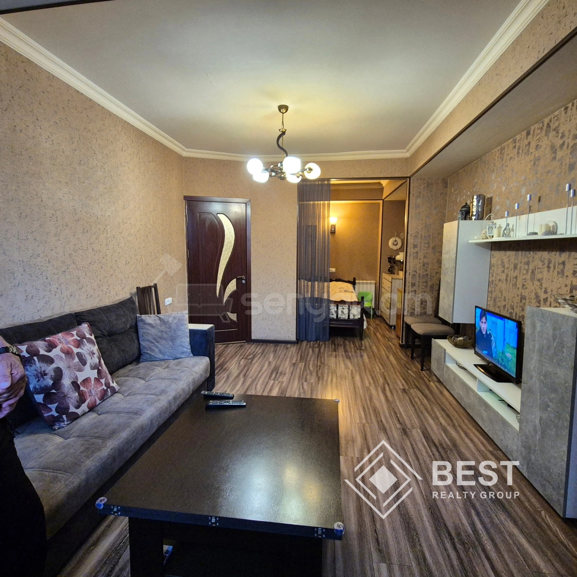 1 Սենյականոց Բնակարան, 50քմ, 1/9 հարկ, Կապիտալ Վերանորոգված