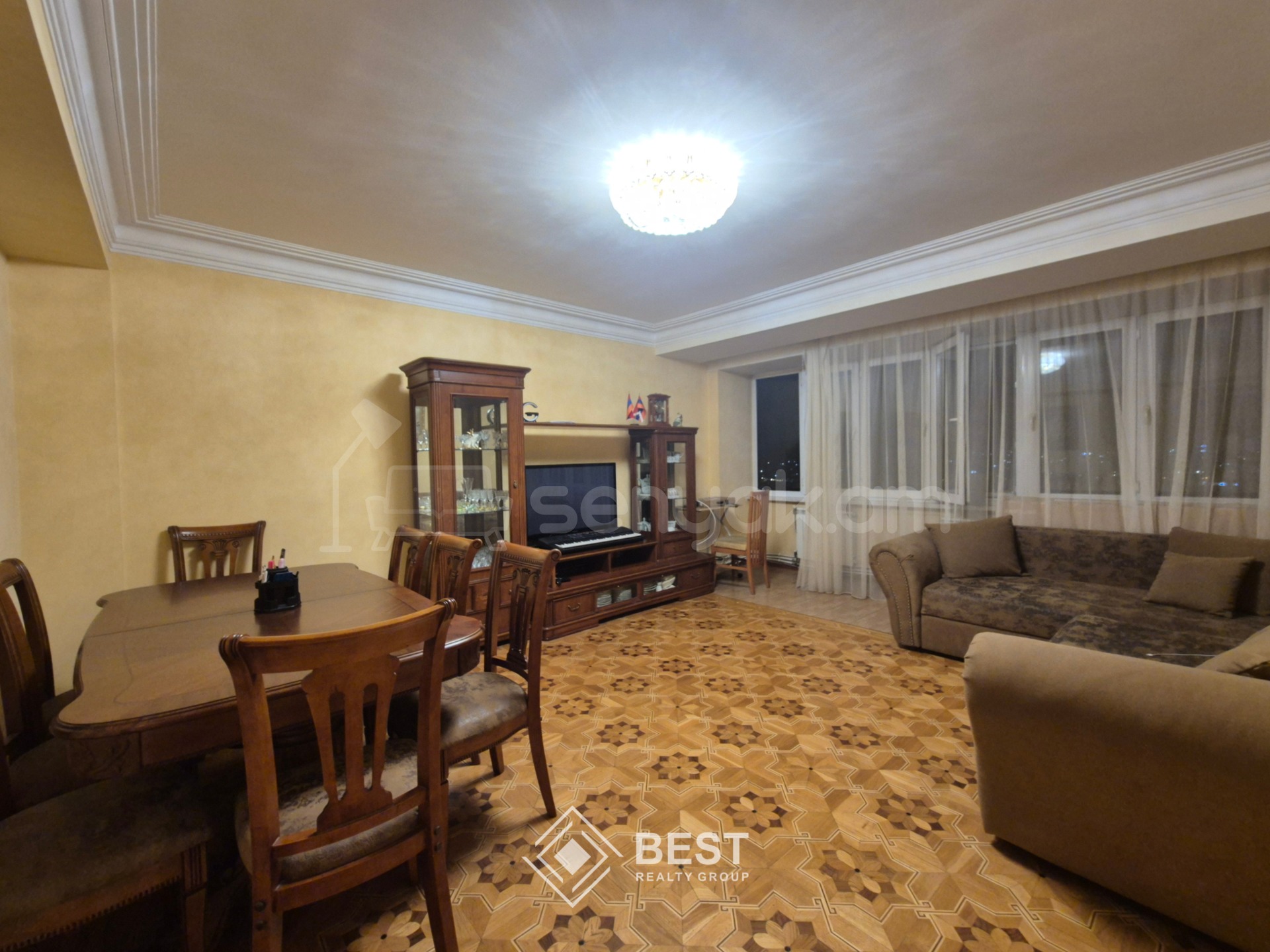 4 Սենյականոց Բնակարան, 88քմ, 5/9 հարկ, Կոսմետիկ Վերանորոգված