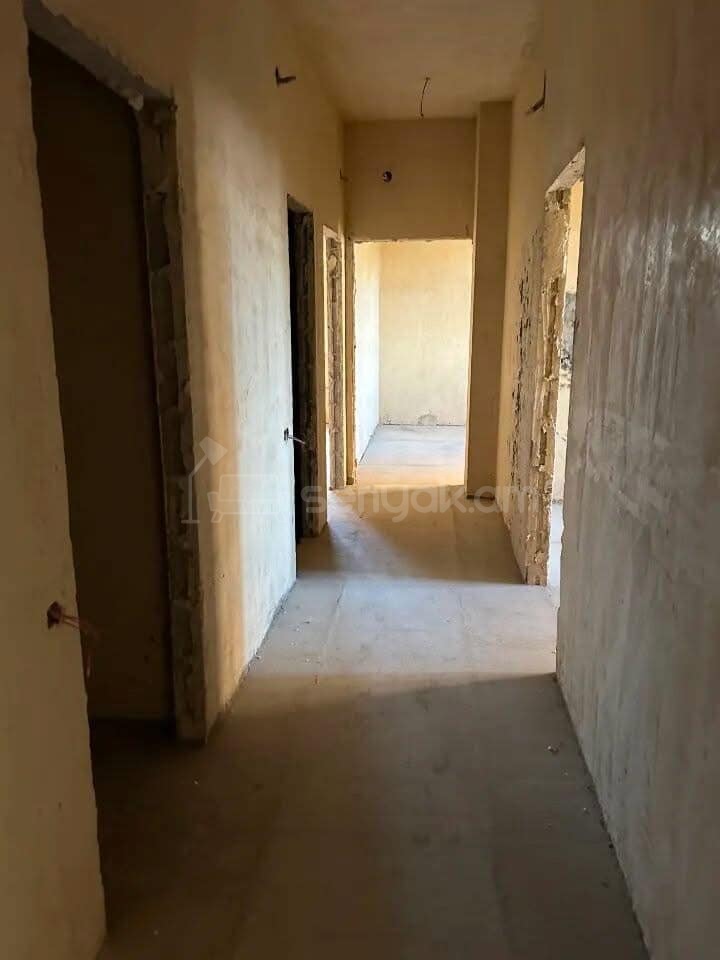 3 Սենյականոց Բնակարան, 100քմ, 8/17 հարկ, Զրոյական Վիճակում