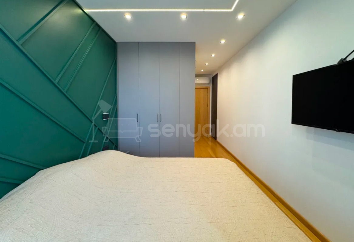 3 Սենյականոց Բնակարան Նորակառույցում, 121քմ, 8/9 հարկ, Դիզայներական Վերանորոգված, Կահավորված, Արևկող
