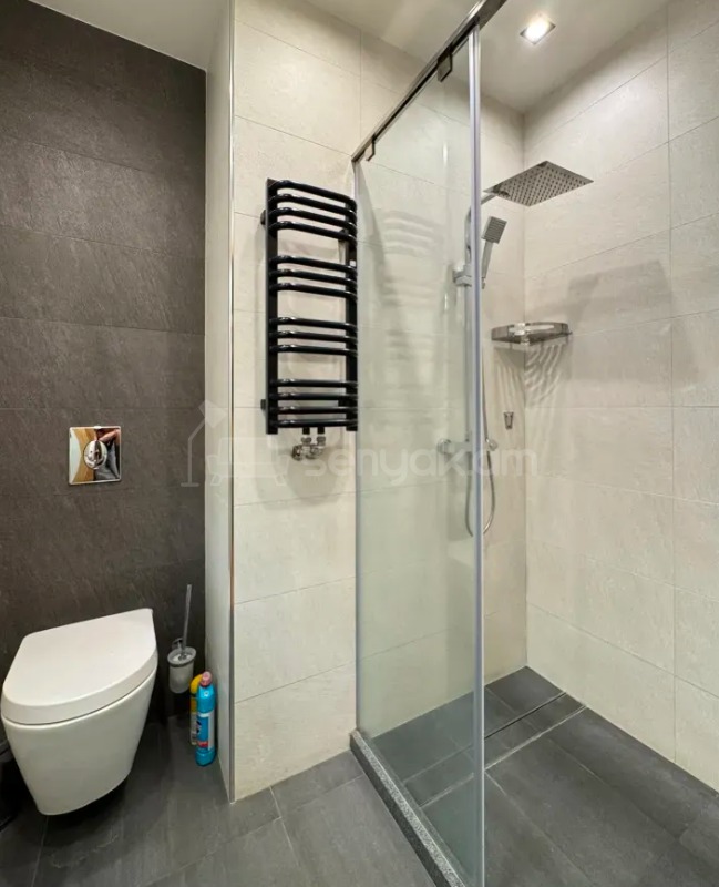 3 Սենյականոց Բնակարան Նորակառույցում, 121քմ, 8/9 հարկ, Դիզայներական Վերանորոգված, Կահավորված, Արևկող