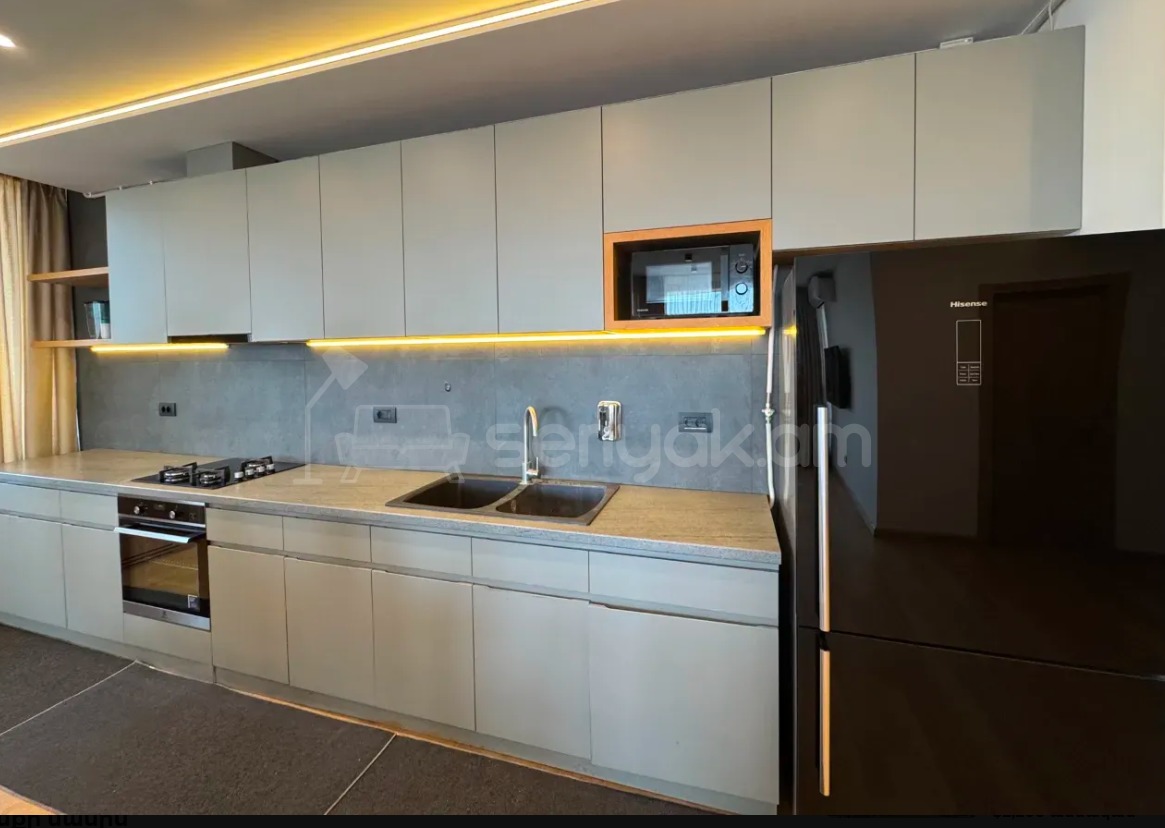 3 Սենյականոց Բնակարան Նորակառույցում, 121քմ, 8/9 հարկ, Դիզայներական Վերանորոգված, Կահավորված, Արևկող