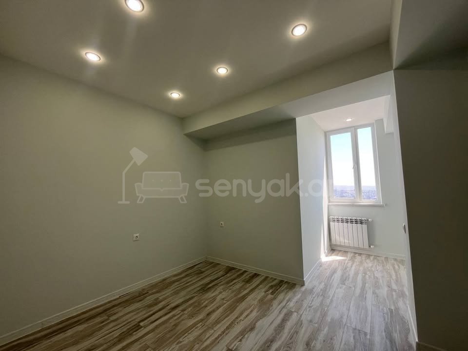 3 Սենյականոց Բնակարան, 70քմ, 9/10 հարկ, Կապիտալ Վերանորոգված