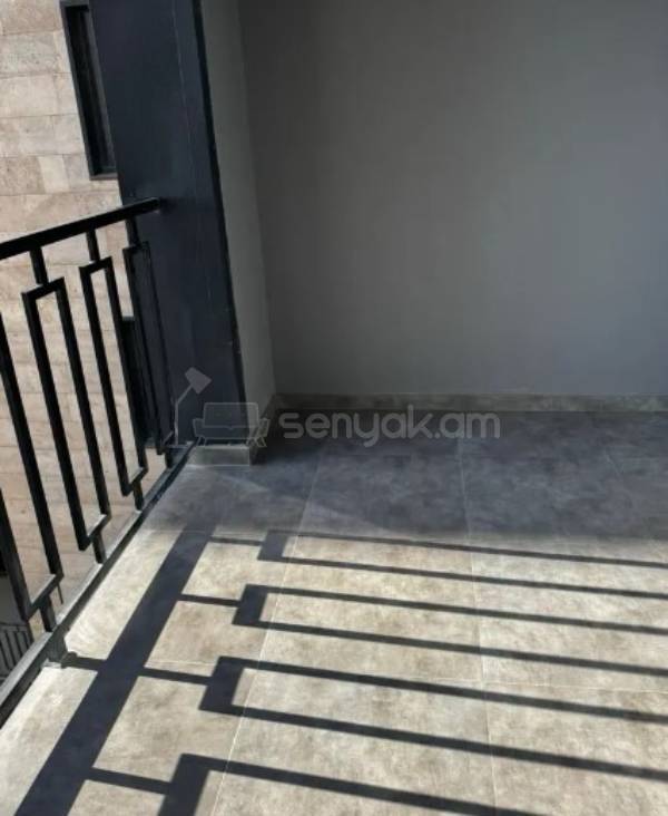 4 Սենյականոց Բնակարան Նորակառույցում, 112քմ, 10/16 հարկ, Կապիտալ Վերանորոգված