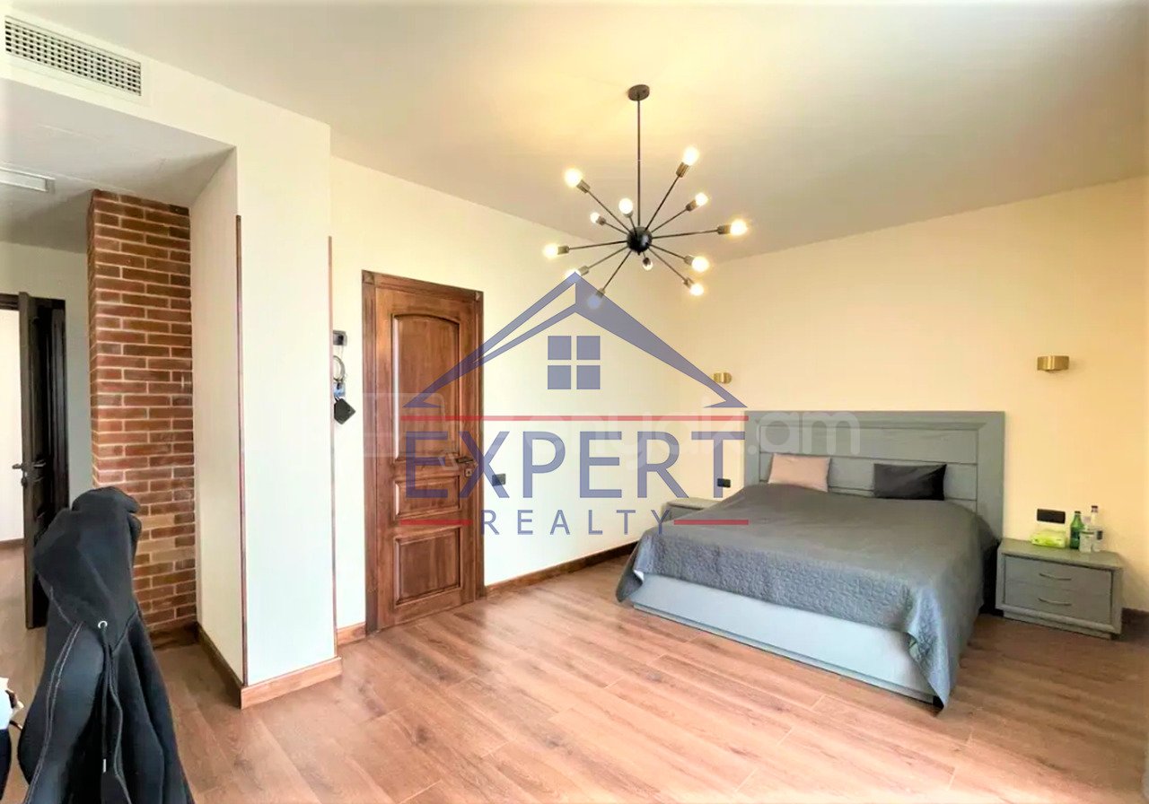 4 Սենյականոց Նորակառույց Շքեղ Առանձնատուն, 617քմ, Կահավորված, Լողավազանով, Ավտոտնակով