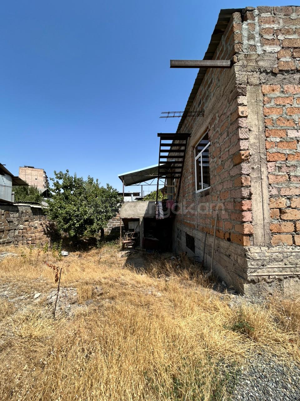 4 Սենյականոց Սեփական Տուն, 194քմ, Նորմալ Վիճակում