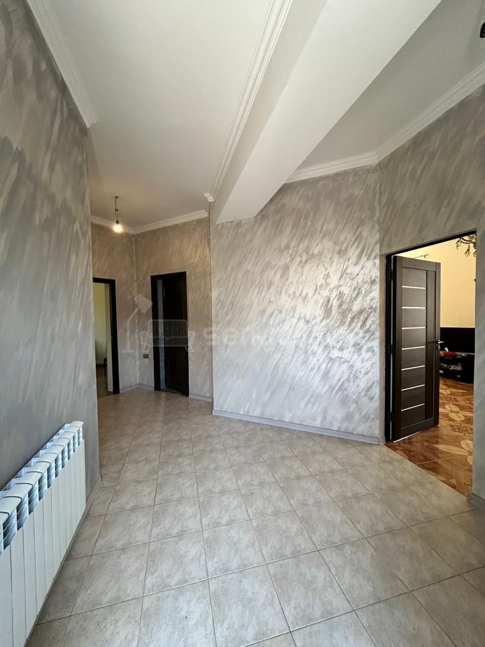 4 Սենյականոց Սեփական Տուն, 194քմ, Նորմալ Վիճակում