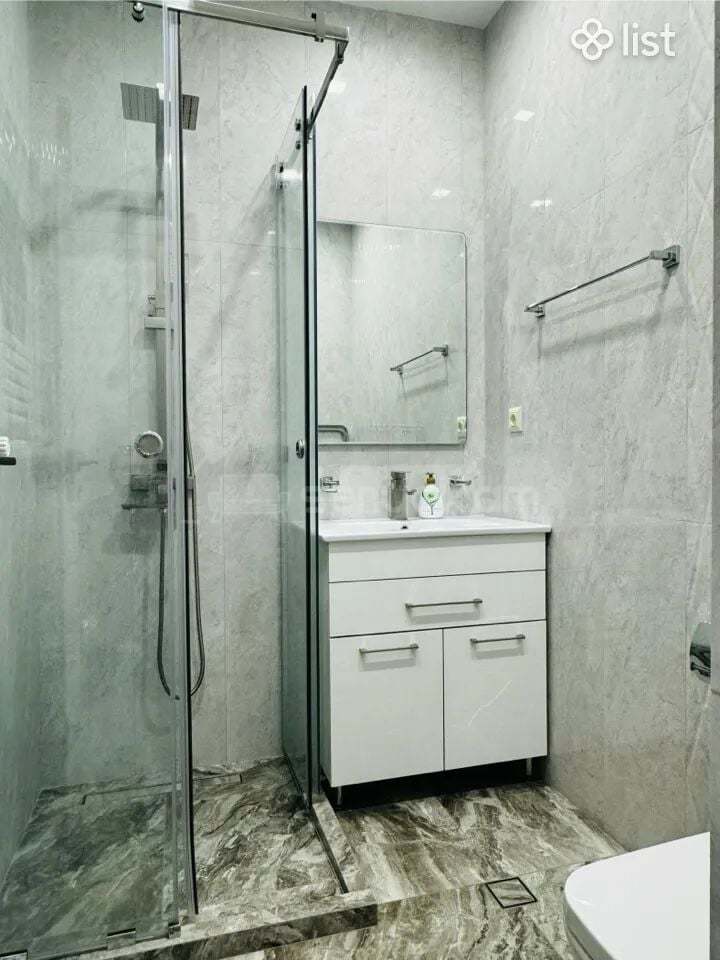 2 Սենյականոց Բնակարան, 34քմ, 6/9 հարկ, Դիզայներական Վերանորոգված