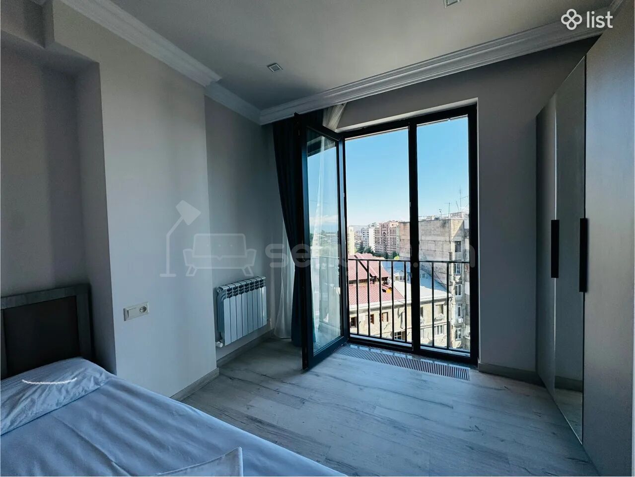 2 Սենյականոց Բնակարան, 34քմ, 6/9 հարկ, Դիզայներական Վերանորոգված