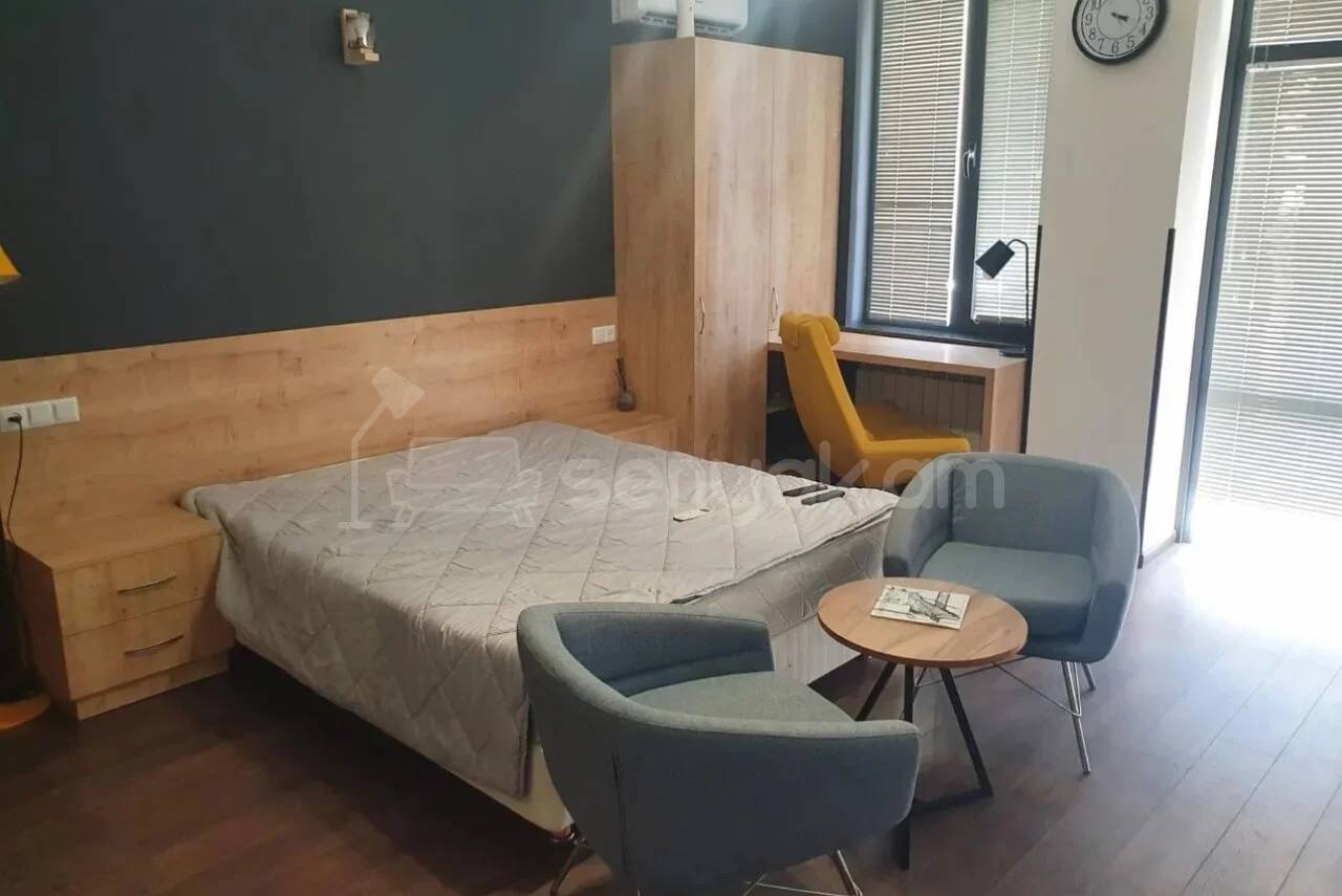 1 Սենյականոց Բնակարան Նորակառույցում, 40քմ, 1/8 հարկ, Դիզայներական Վերանորոգված, Կահավորված, Արևկող
