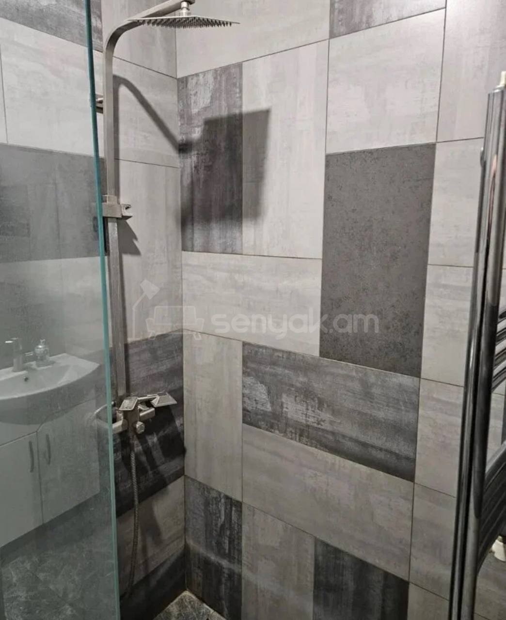 1 Սենյականոց Բնակարան Նորակառույցում, 40քմ, 1/8 հարկ, Դիզայներական Վերանորոգված, Կահավորված, Արևկող