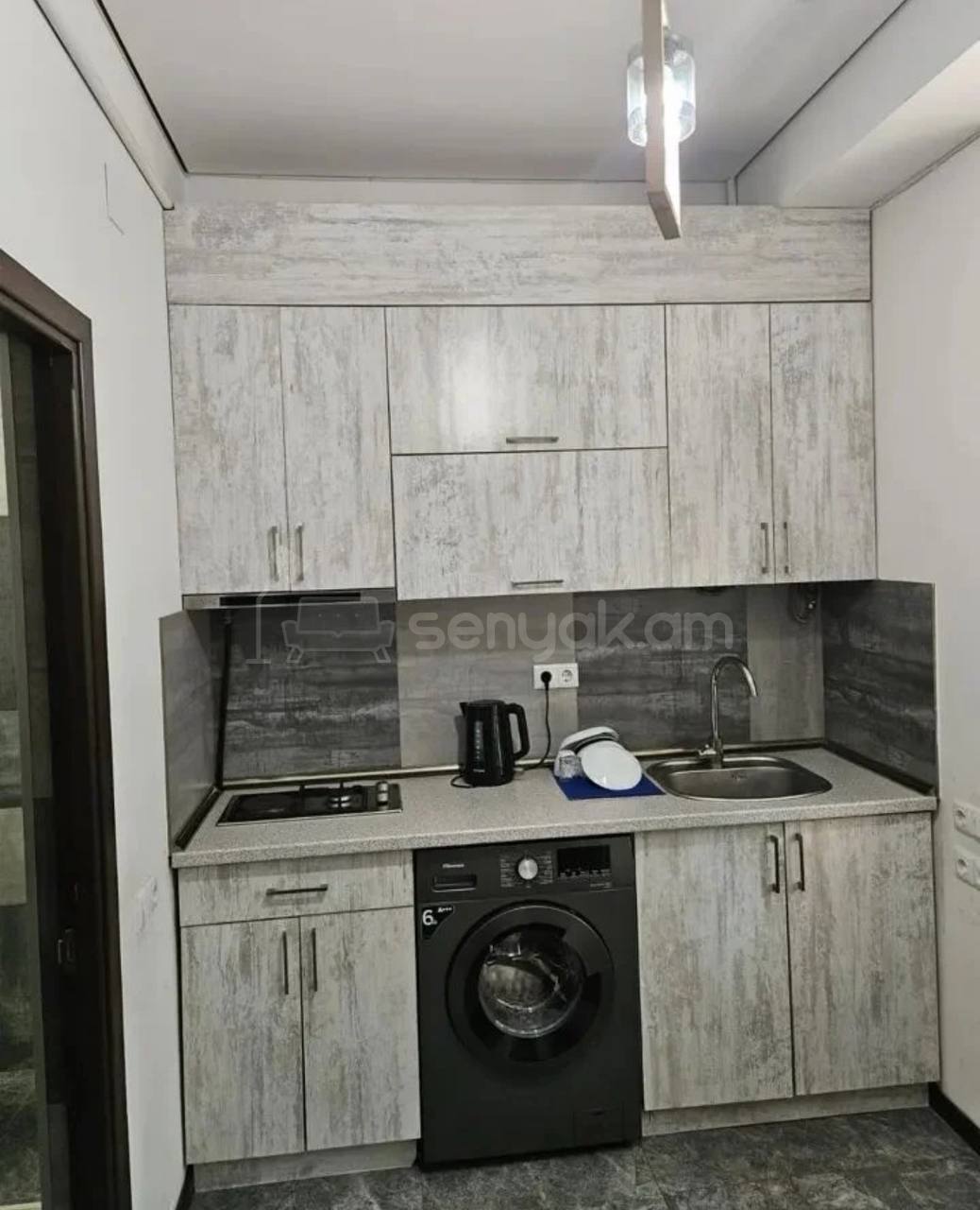 1 Սենյականոց Բնակարան Նորակառույցում, 40քմ, 1/8 հարկ, Դիզայներական Վերանորոգված, Կահավորված, Արևկող