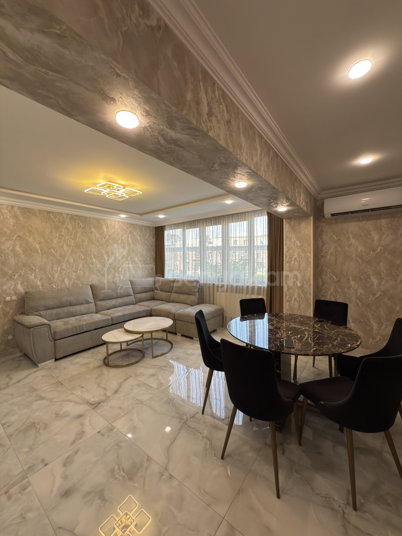 3 Սենյականոց Բնակարան, 80քմ, 4/9 հարկ, Դիզայներական Վերանորոգված