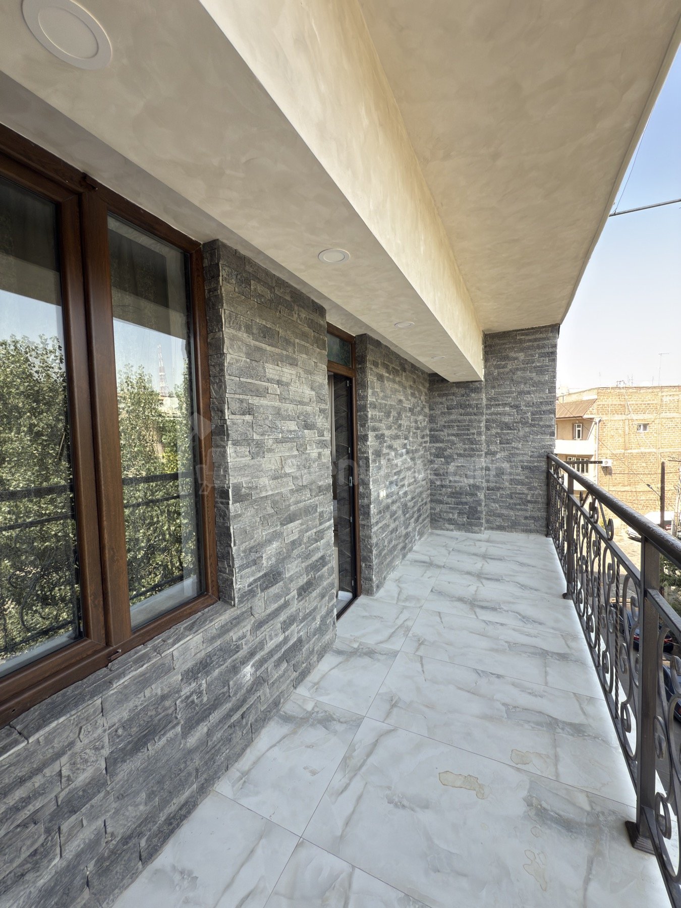 3 Սենյականոց Բնակարան, 80քմ, 4/9 հարկ, Դիզայներական Վերանորոգված