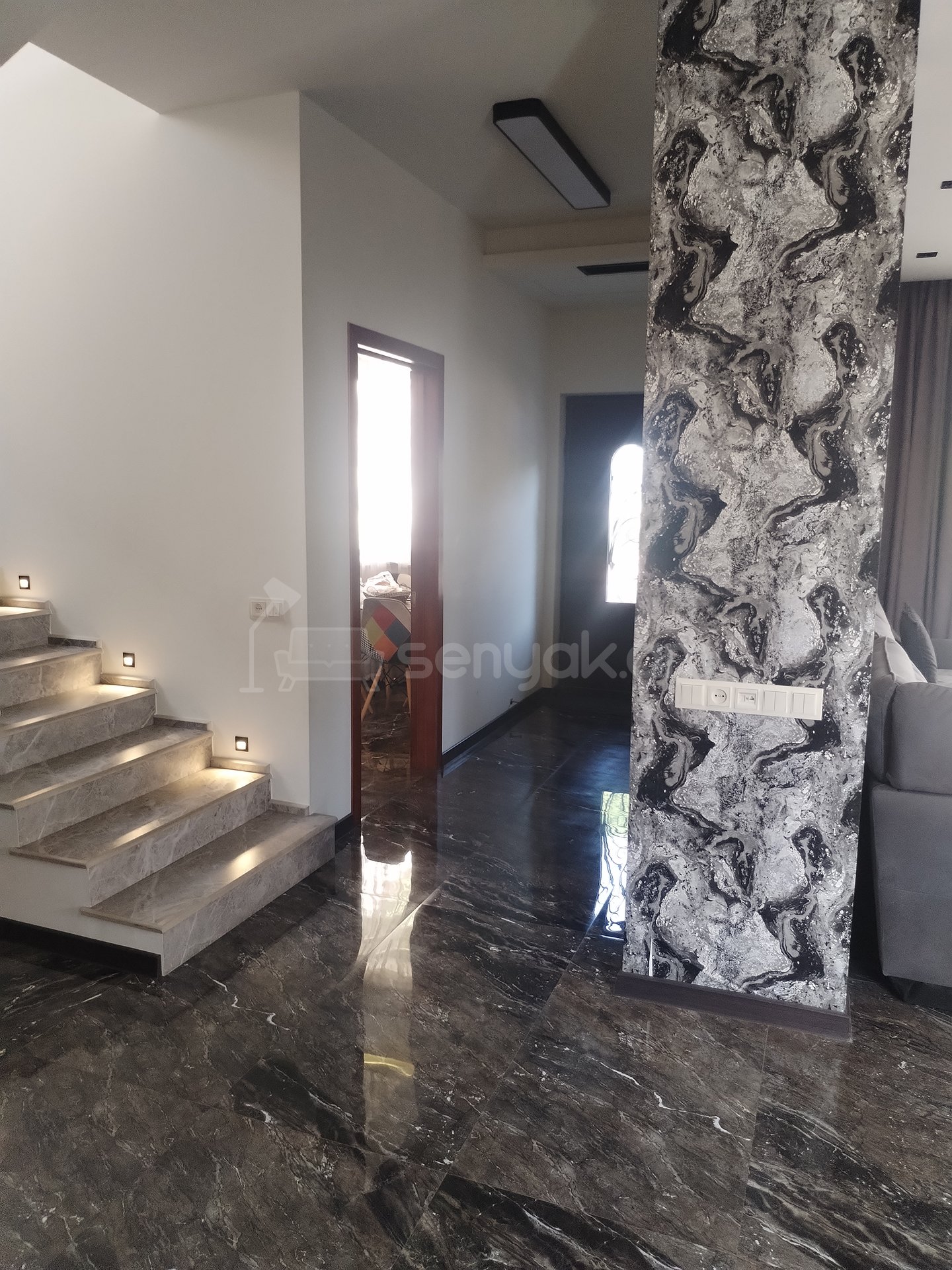 5 Սենյականոց Շքեղ Առանձնատուն, 180քմ, Կահավորված, Լողավազանով