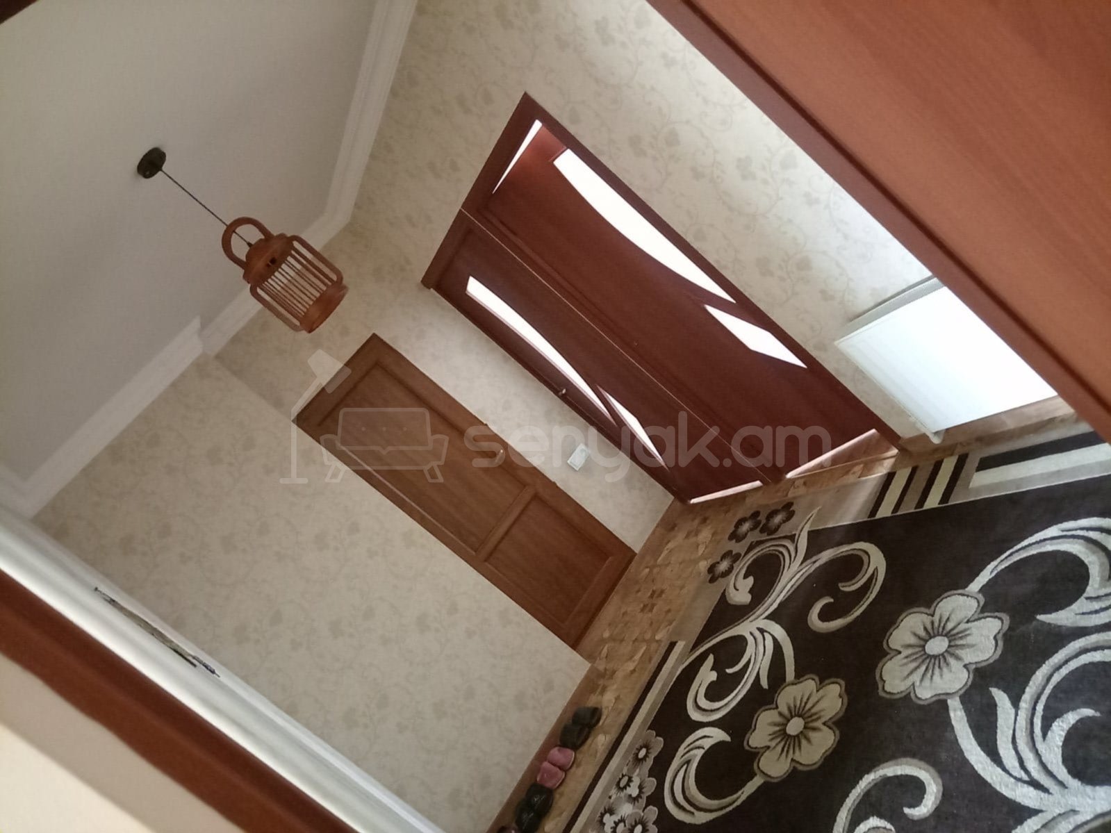 3 Սենյականոց Բնակարան, 80քմ, 8/9 հարկ, Նորմալ Վիճակում, Կահավորված