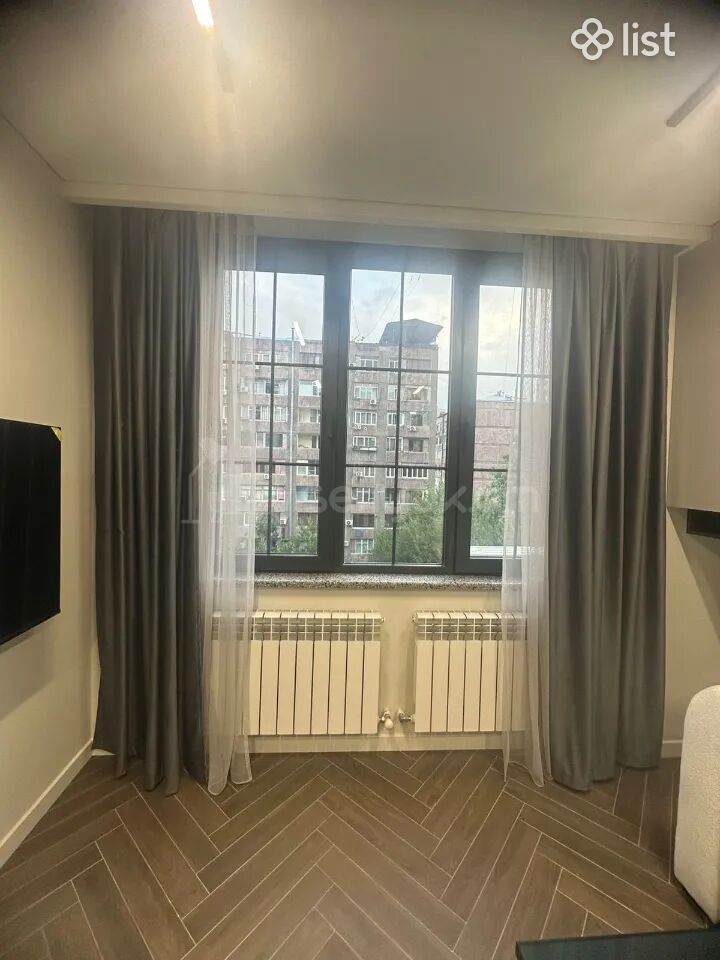 2 Սենյականոց Բնակարան, 18քմ, 6/10 հարկ, Դիզայներական Վերանորոգված