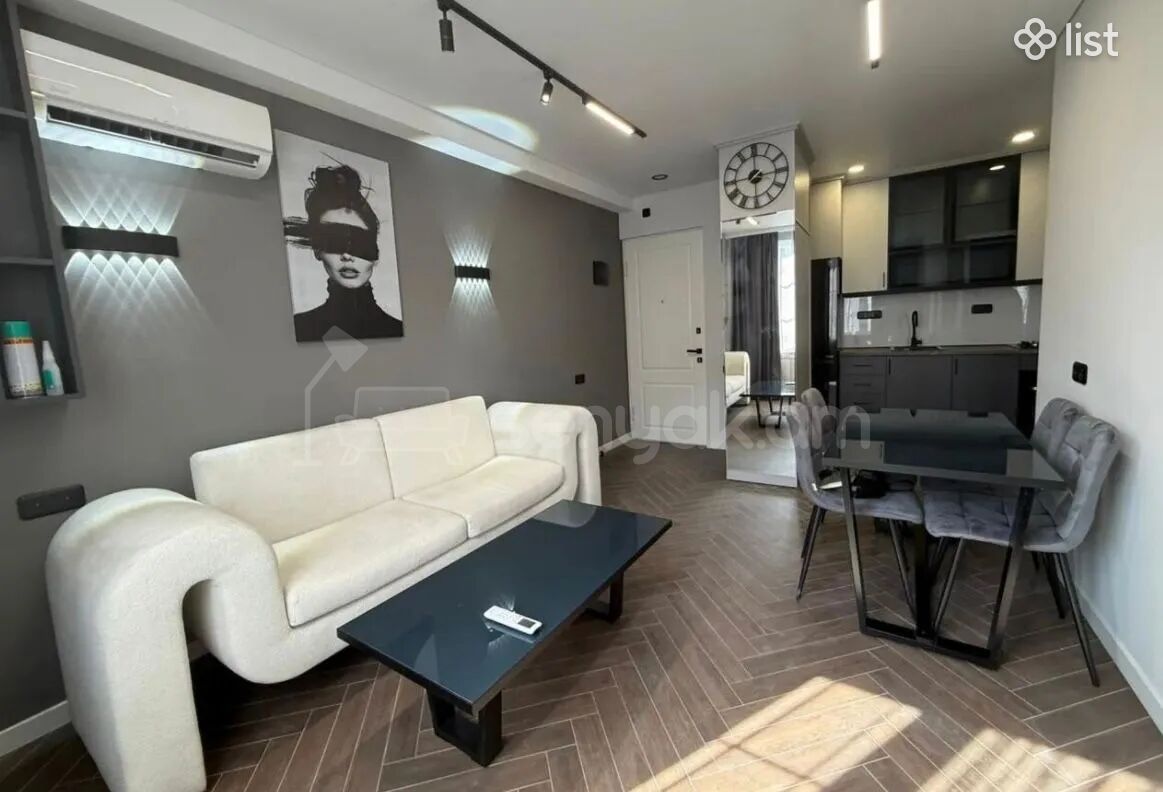 2 Սենյականոց Բնակարան, 18քմ, 6/10 հարկ, Դիզայներական Վերանորոգված