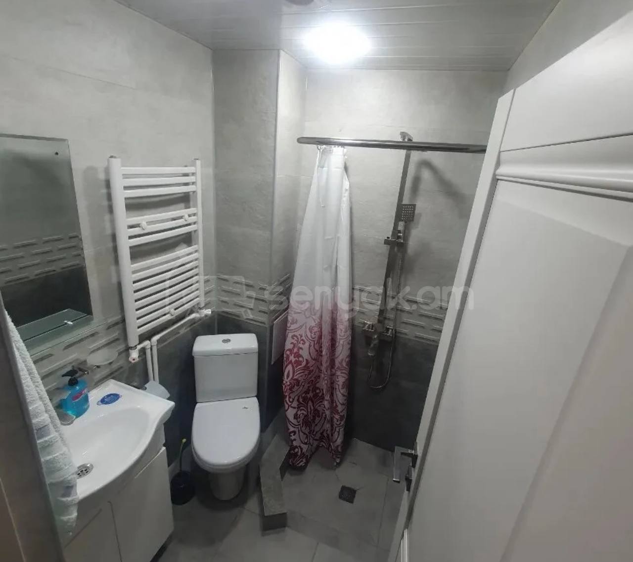 2 Սենյականոց Բնակարան Քարե Շենքում, 30քմ, 1/5 հարկ, Կապիտալ Վերանորոգված, Կահավորված, Արևկող