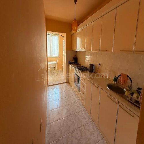 2 Սենյականոց Բնակարան, 68քմ, 8/9 հարկ, Կապիտալ Վերանորոգված, Կահավորված, Արևկող
