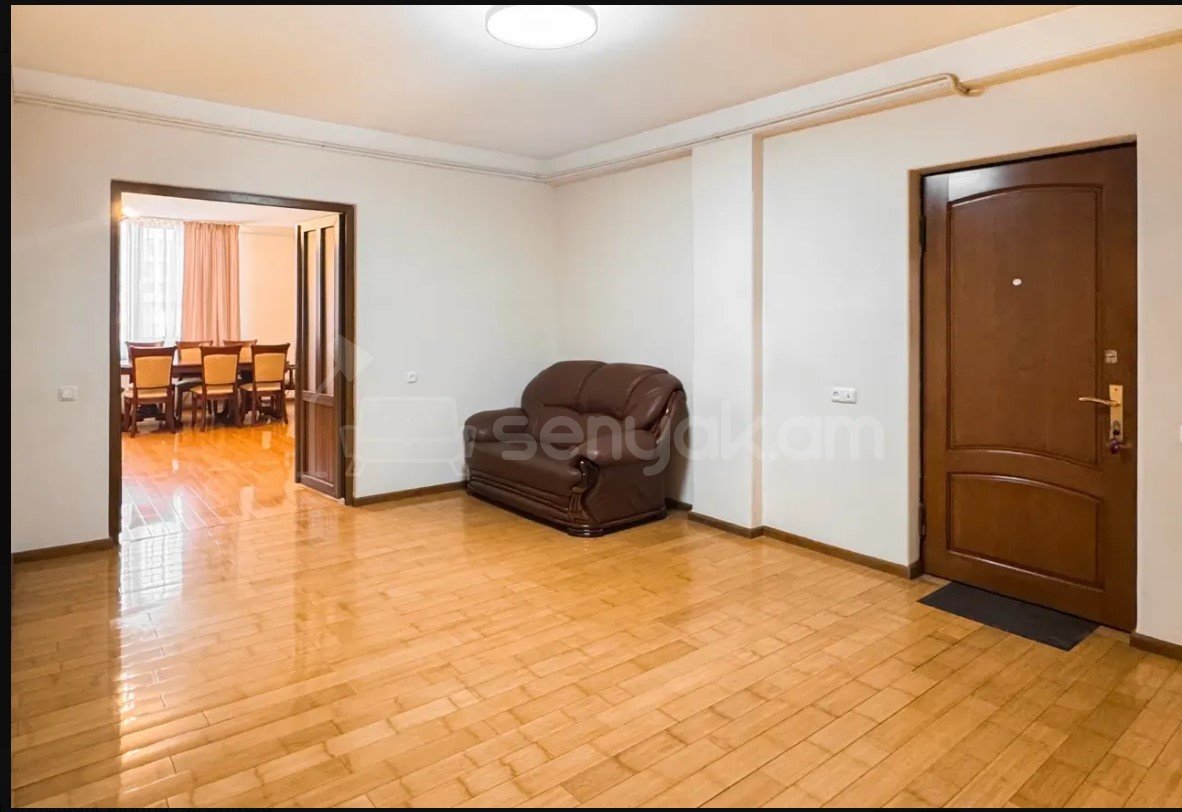 3 Սենյականոց Բնակարան, 100քմ, 7/9 հարկ, Կապիտալ Վերանորոգված, Կահավորված