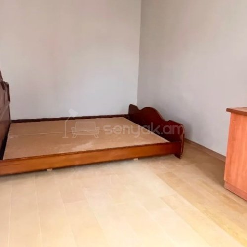 2 Սենյականոց Բնակարան Քարե Շենքում, 44քմ, 8/9 հարկ, Կոսմետիկ Վերանորոգված