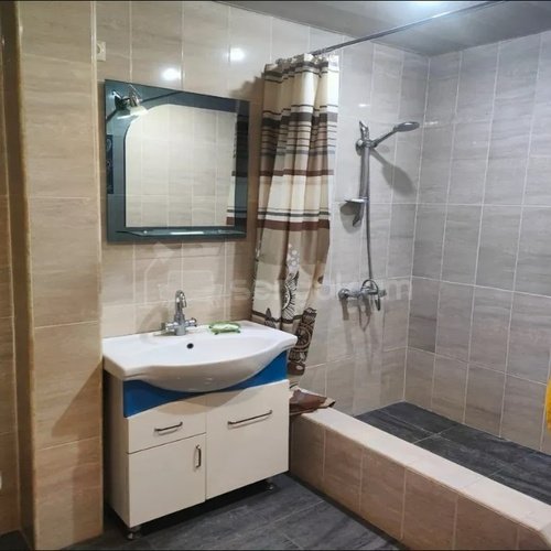 3 Սենյականոց Բնակարան, 95քմ, 3/9 հարկ, Կոսմետիկ Վերանորոգված, Մասամբ Կահավորված, Արևկող