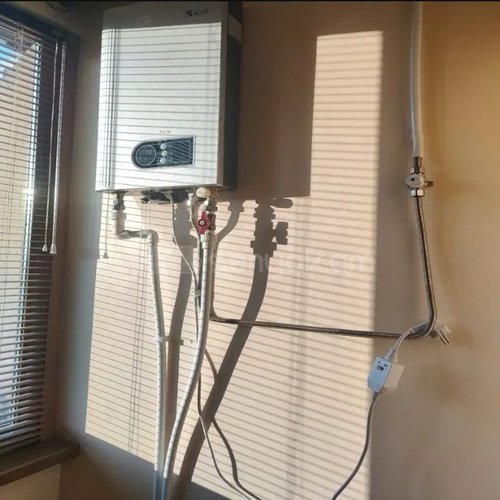 3 Սենյականոց Բնակարան, 95քմ, 3/9 հարկ, Կոսմետիկ Վերանորոգված, Մասամբ Կահավորված, Արևկող