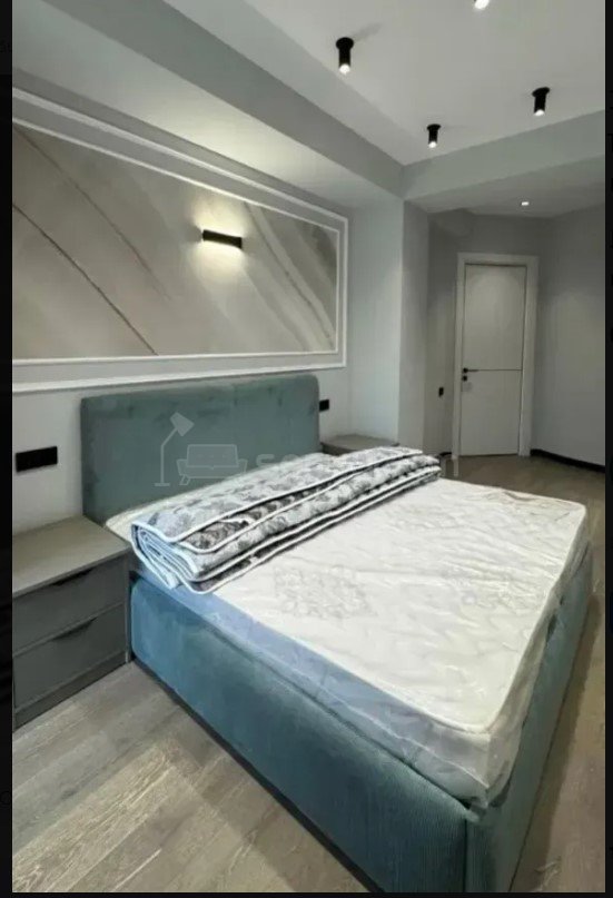 3 Սենյականոց Բնակարան, 90քմ, 2/6 հարկ, Դիզայներական Վերանորոգված, Կահավորված