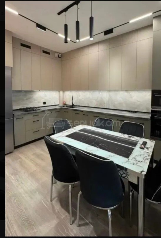 3 Սենյականոց Բնակարան, 90քմ, 2/6 հարկ, Դիզայներական Վերանորոգված, Կահավորված