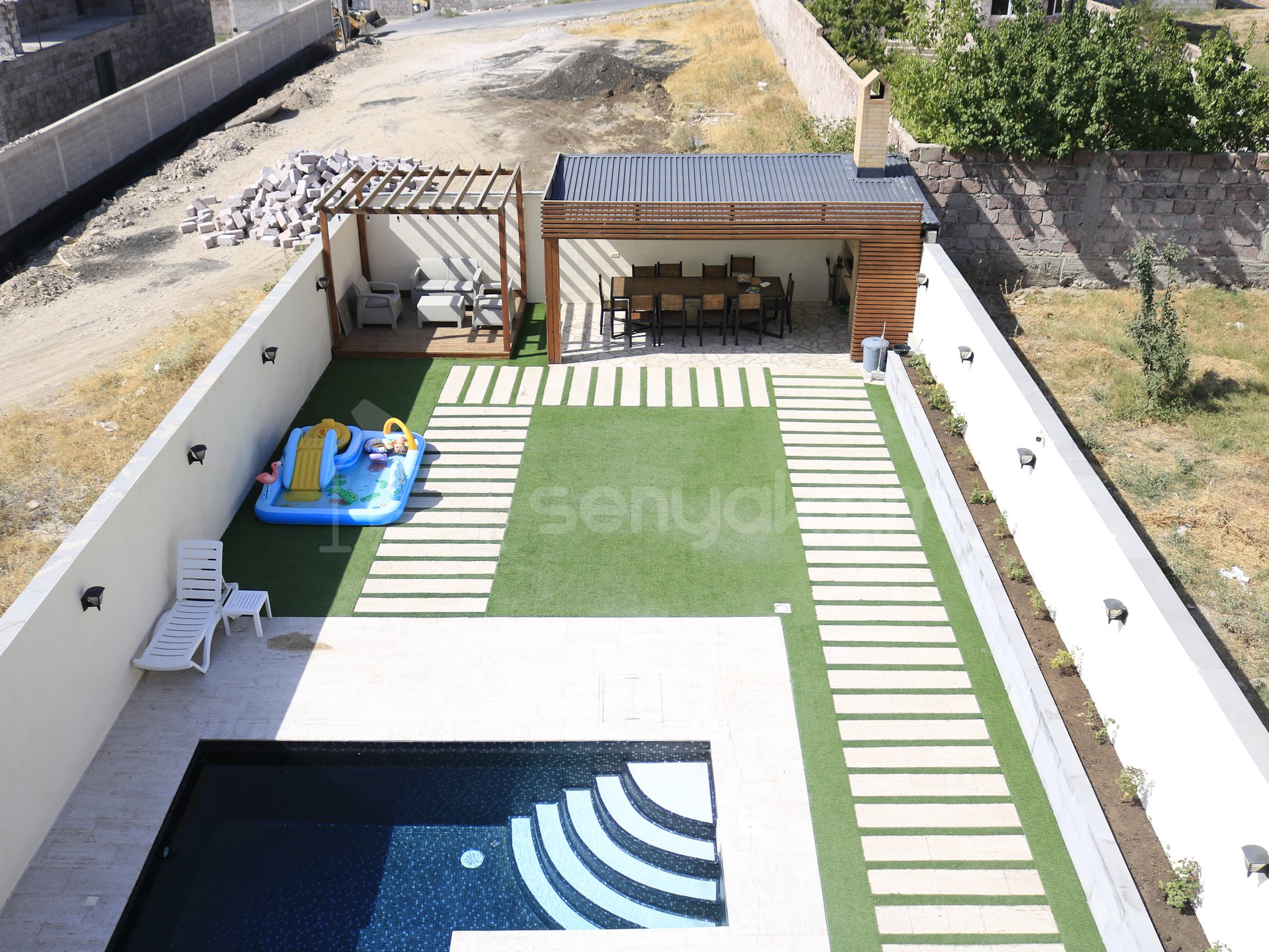 5 Սենյականոց Նորակառույց Շքեղ Առանձնատուն, 180քմ, Կահավորված, Լողավազանով, Ավտոտնակով