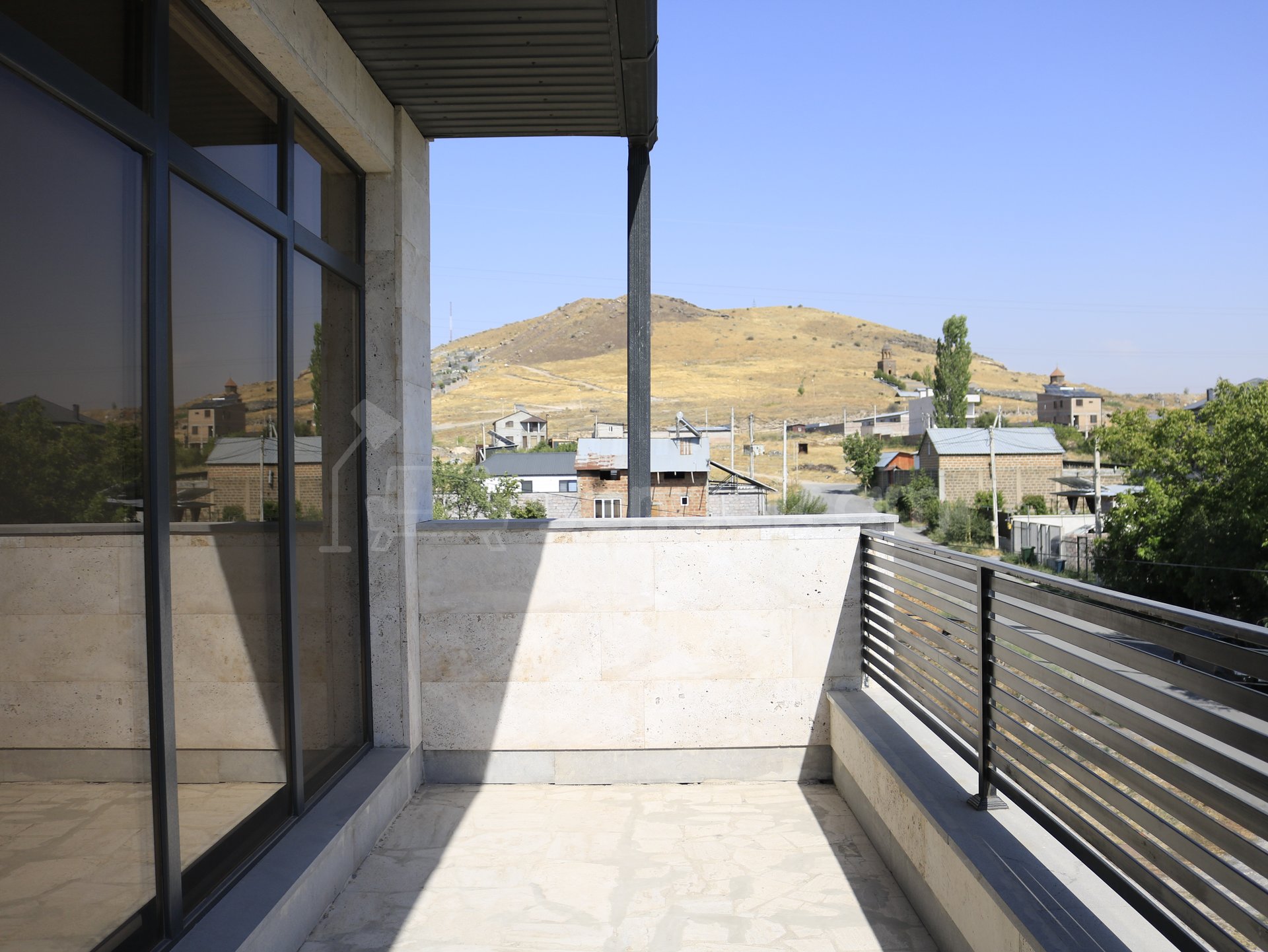 5 Սենյականոց Նորակառույց Շքեղ Առանձնատուն, 180քմ, Կահավորված, Լողավազանով, Ավտոտնակով