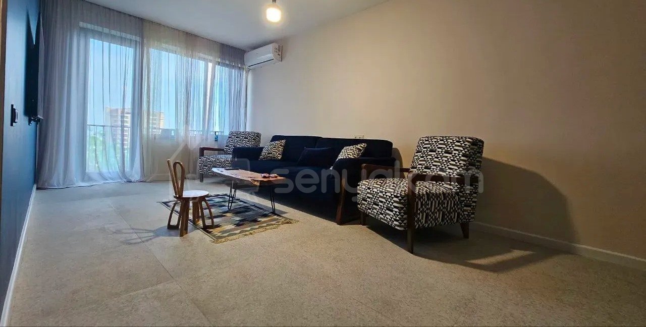 4 Սենյականոց Բնակարան Քարե Շենքում, 109քմ, 5/5 հարկ, Կապիտալ Վերանորոգված