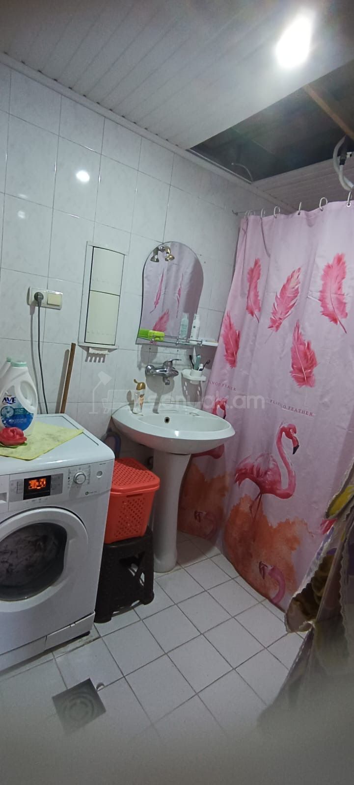 3 Սենյականոց Բնակարան, 83քմ, 9/14 հարկ, Նորմալ Վիճակում