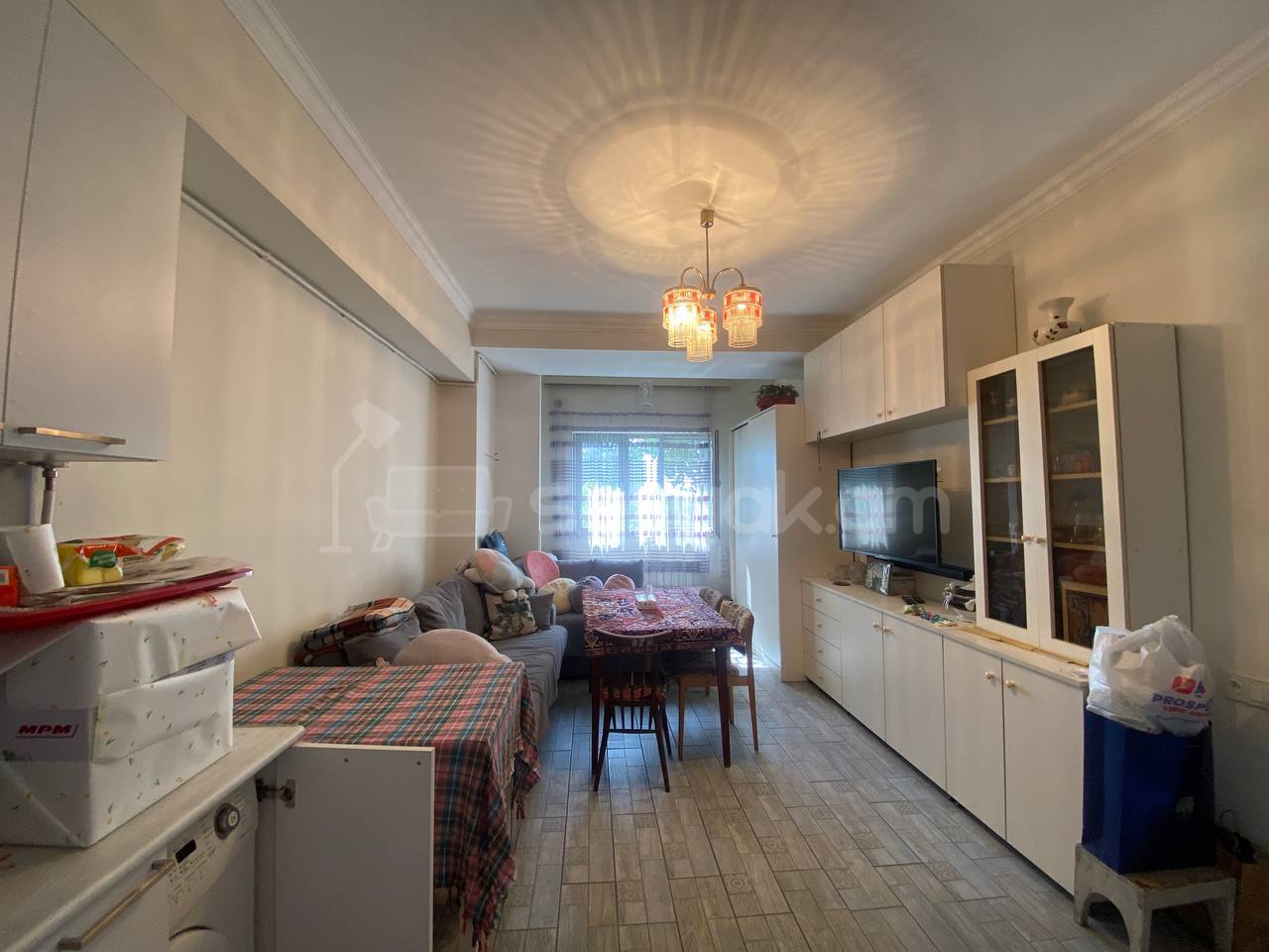 2 Սենյականոց Բնակարան, 40քմ, 3/9 հարկ, Կապիտալ Վերանորոգված, Կահավորված, Արևկող